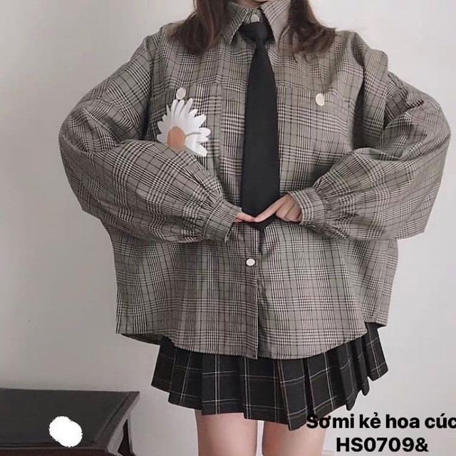 Áo sơmi kẻ hoa cúc trắng - HS