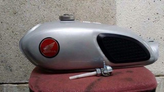 Cao su gắn bình xăng CL50(1 cặp)