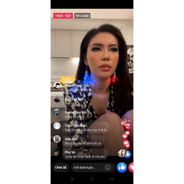 Bông tai đèn led chớp nháy hot trend