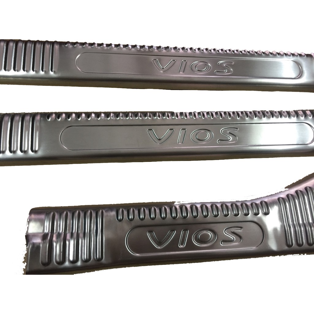 Ốp bậc Trong Vios 2019 2020 2021 - mẫu inox