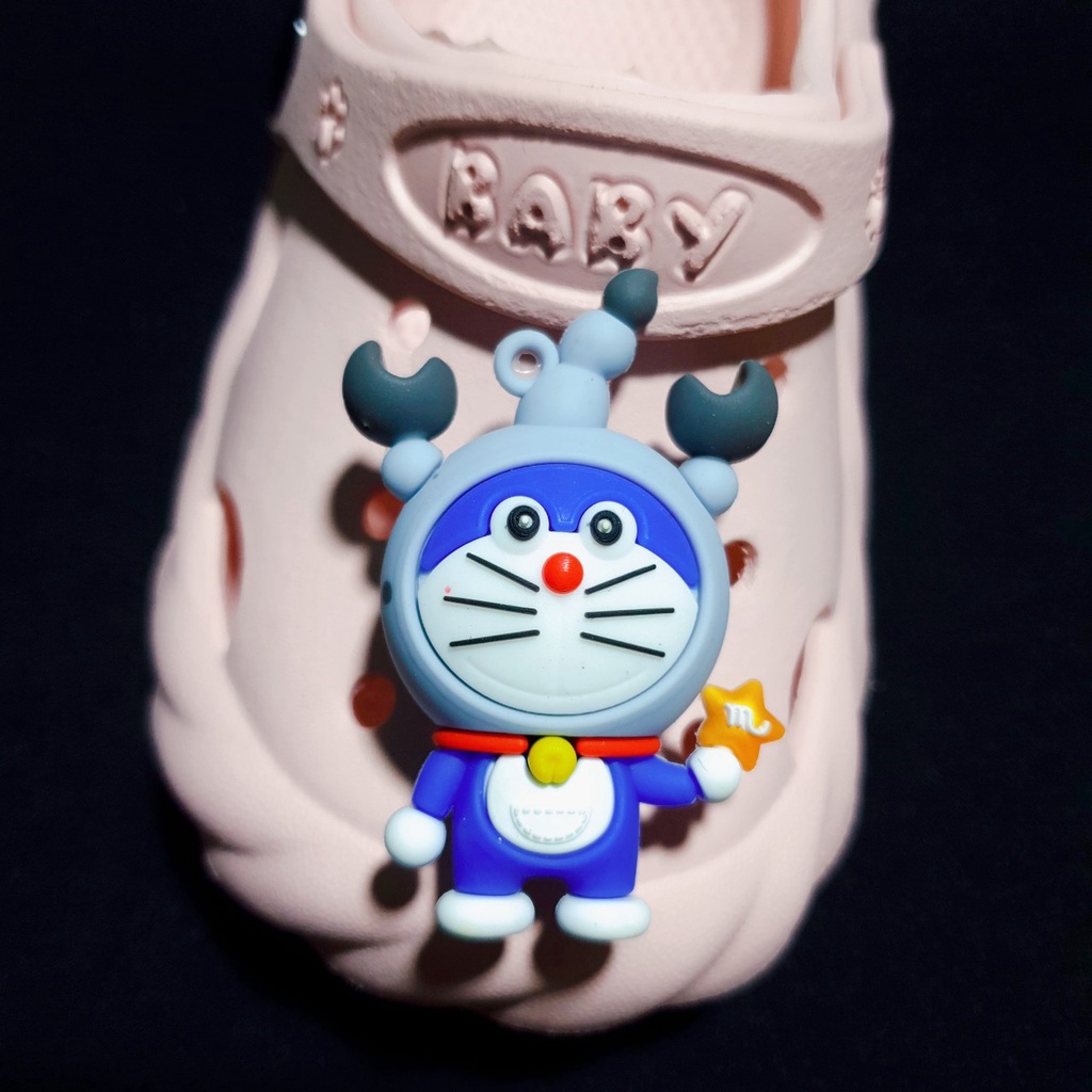 Nút gắn hkdesign/ phụ kiện trang trí/ loại nhựa 4D TO mẫu doremon trang trí dép sục (01 Cái)