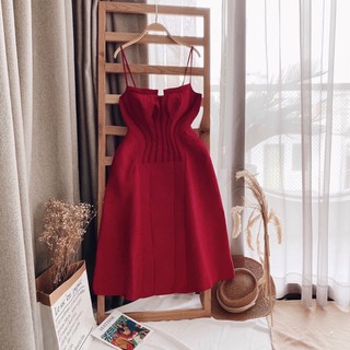 Đầm gấm 2 dây sang trọng