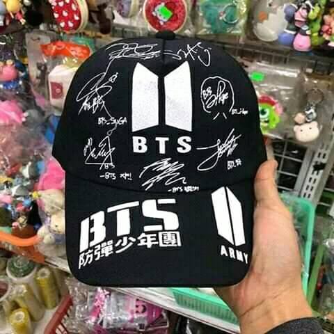 mũ BTS chữ ký