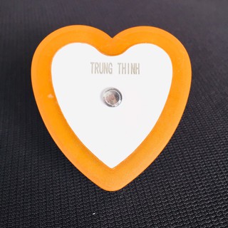 Đèn ngủ cảm ứng hình trái tim trắng - PTV