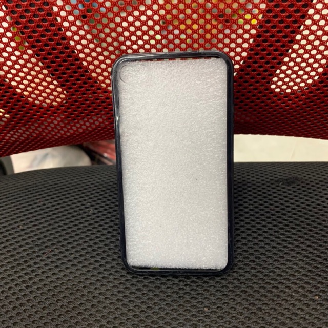 Ốp lưng iphon 4/4S viền dẻo đen lưng trong
