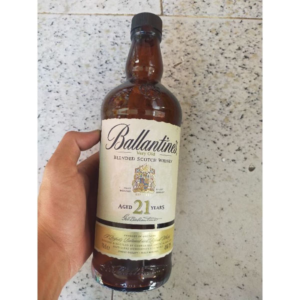 Vỏ Chai Rượu Ngoại Ballantines Thủy Tinh Châu Âu 700ML Trang Trí Nhà Cửa.