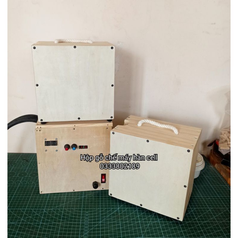 [Cell pin] Hộp gỗ chế máy hàn cell pin DIY