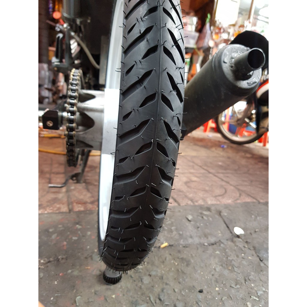 Các cặp vỏ lốp xe Michelin Pilot Street 2 cho xe số và tay ga size 17inch và 14inch, vỏ ko ruột - giá 1 cặp