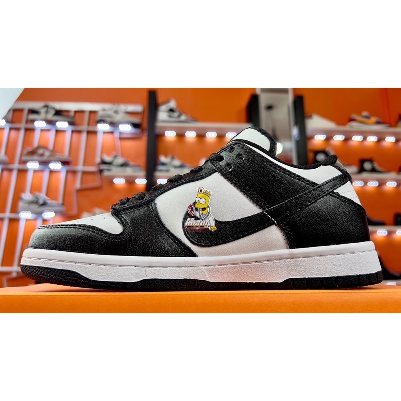 GIÀY THỂ THAO SB PANDA TRẮNG ĐEN TẶNG KÈM BỘ QUÀ TẶNG GIÁ TRỊ