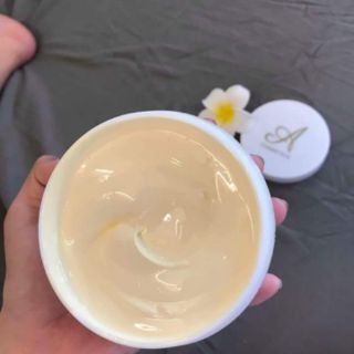 Kem body acosmetics