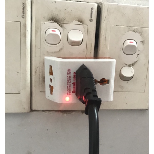Ổ cắm, phích cắm chuyển đa chiều Điện Quang ĐQ EPC NK 803, chia 3 ổ, 3 ngả, thông minh, cao cấp Điện Quang.