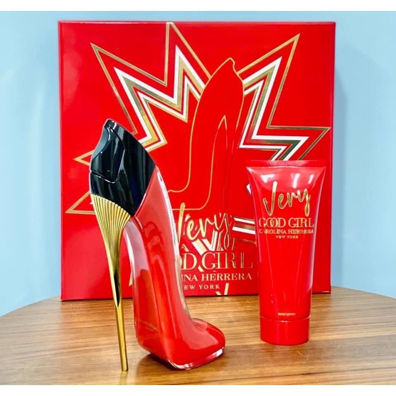 Set nước hoa Very Good Girl fullsize 80ml