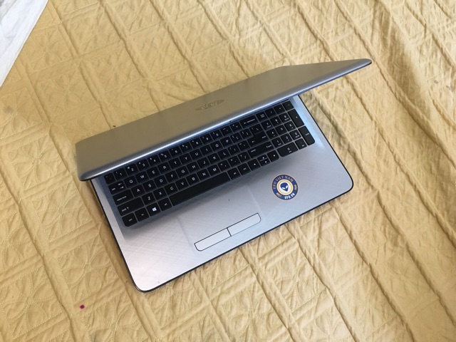 Laptop HP15 thời trang văn phòng đẹp tinh khôi SSD nhanh xé gió | BigBuy360 - bigbuy360.vn