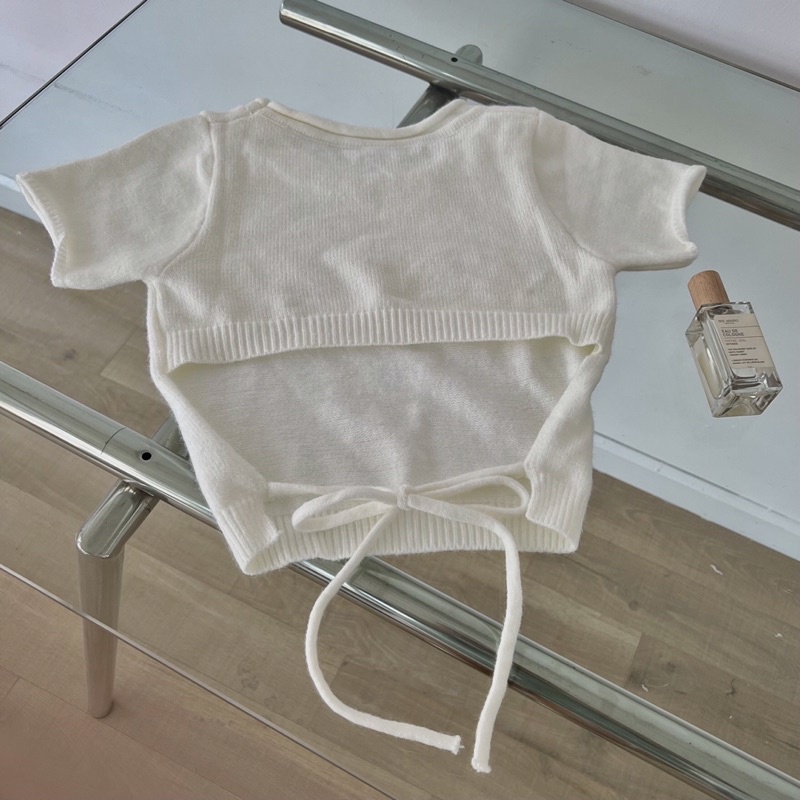 Áo croptop dây buộc bụng