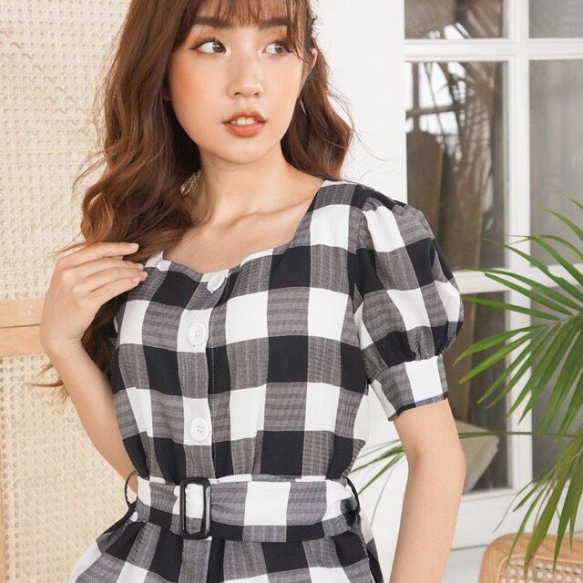 Áo sơ mi lụa.