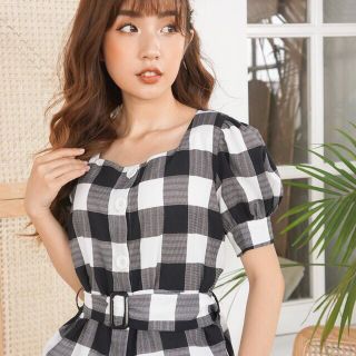 Áo sơ mi lụa.