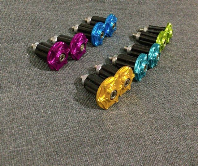 Gù tay lái xi màu kiểu GR5