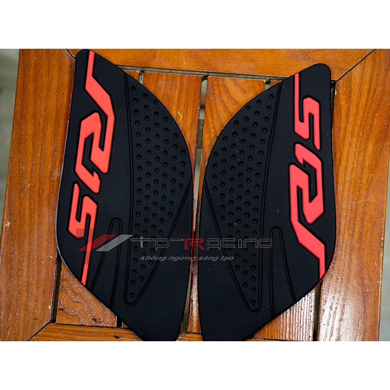 Chống trượt bình xăng R15