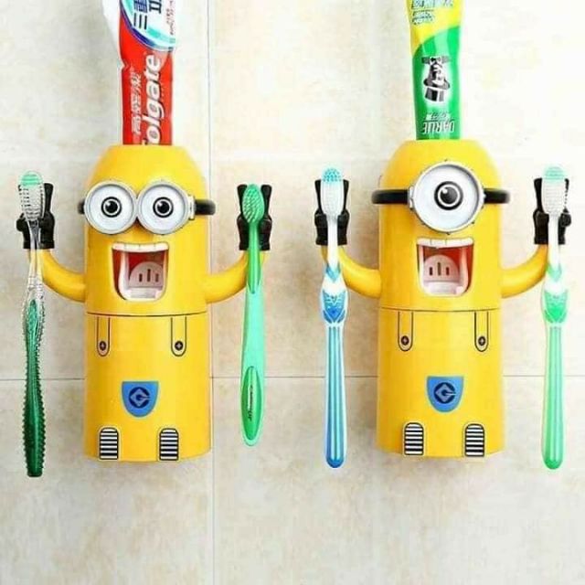 Bộ nhả kem đánh răng Minion