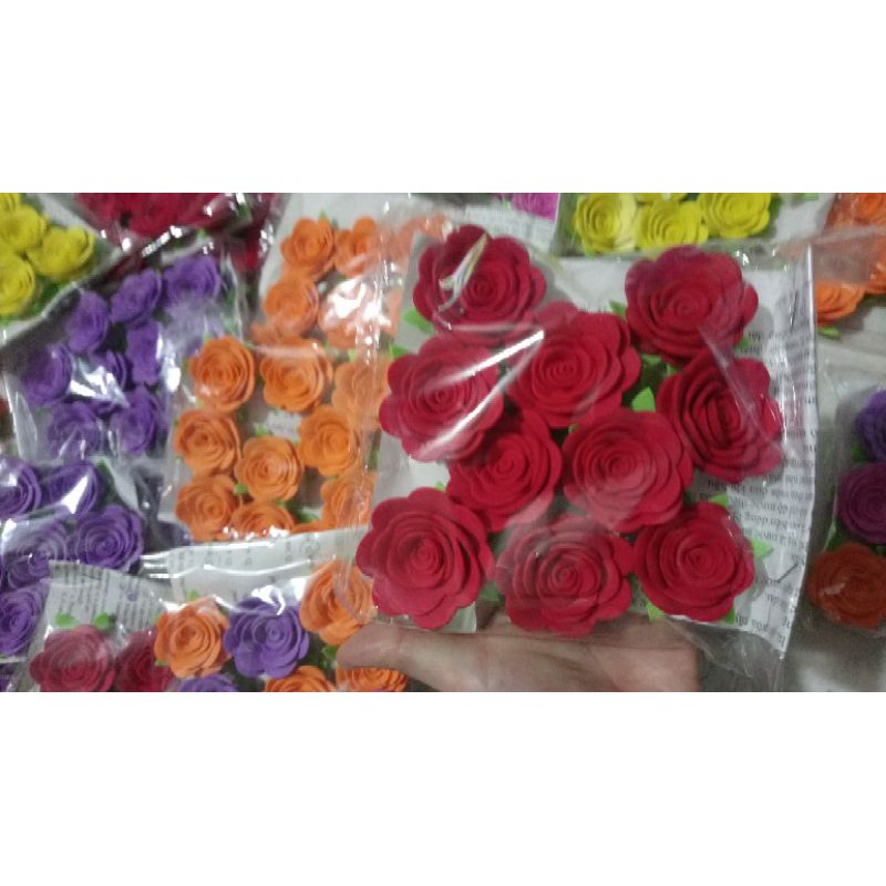 Hoa hồng quấn sẵn mút xốp, giá: 20k/bịch 10 cái!
