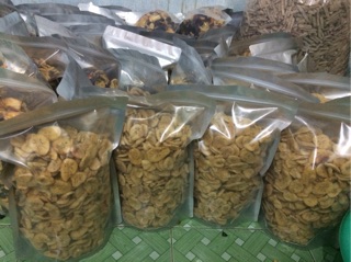 Chuối sấy giòn ngọt.
