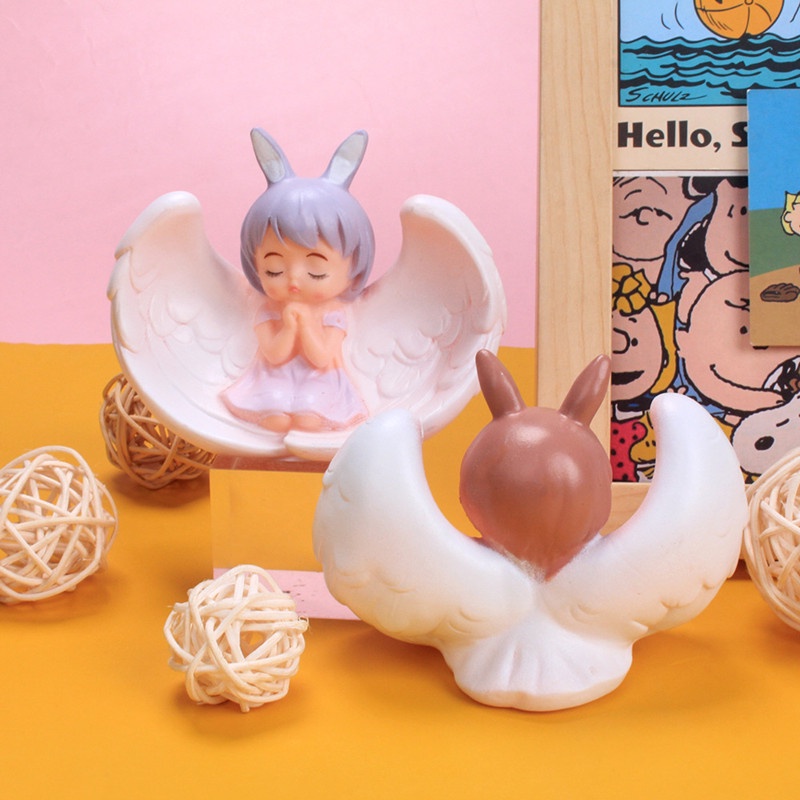 Búp bê hoạt hình trang trí bánh kem sinh nhật cho bé