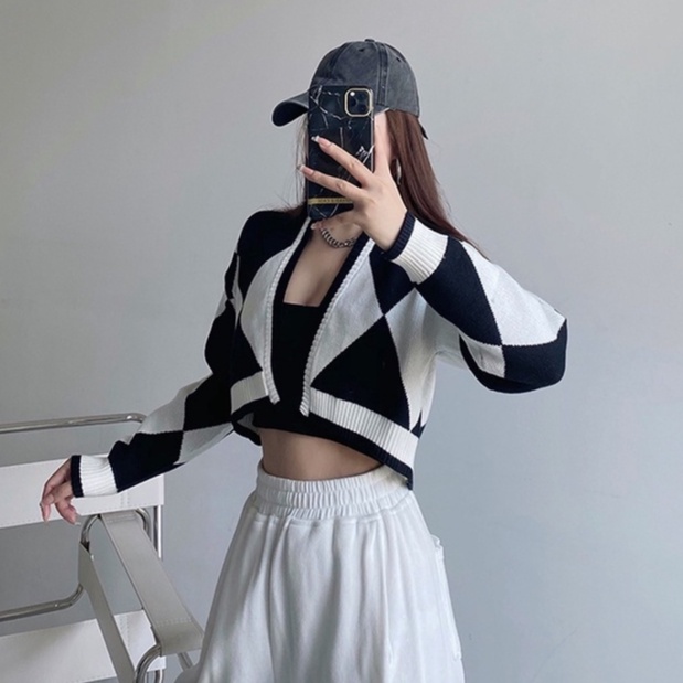 Áo khoác cardigan dệt kim dáng ngắn tay dài dáng rộng màu sắc phong cách retro | WebRaoVat - webraovat.net.vn