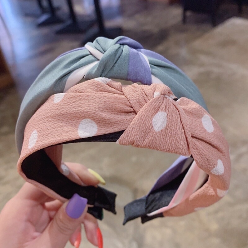 Bờm cài tóc thắt nút nhiều họa tiết phong cách Hàn Quốc, màu sắc đa dạng cho các bạn nữ lựa chọn