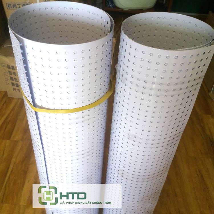 Tấm tôn đục lỗ sơn tĩnh điện cài móc treo (1m x 2m)