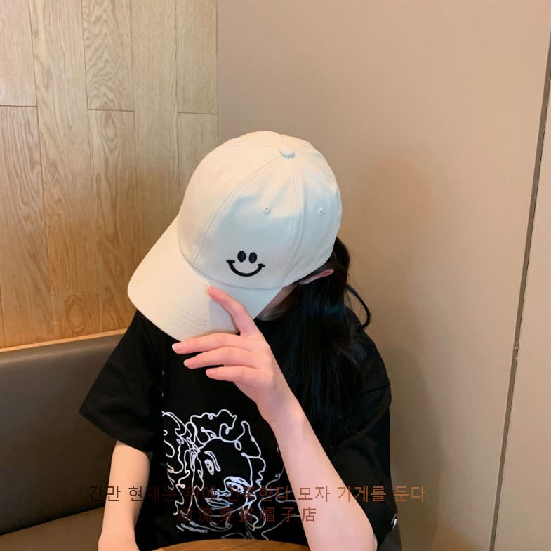 Nón lưỡi trai thêu hình mặt cười thời trang Hàn Quốc