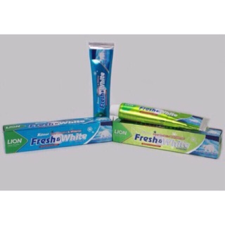 KEM ĐÁNH RĂNG GẤU TRẮNG FRESH WHITE THÁI LAN 160gam