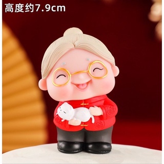 Bà áo đỏ phụ kiện trang trí bánh