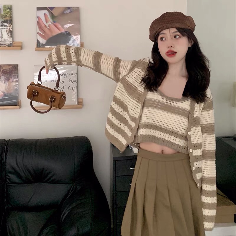 Set 2 chi tiết Forgirl có lỗ phối viền kẻ ngang