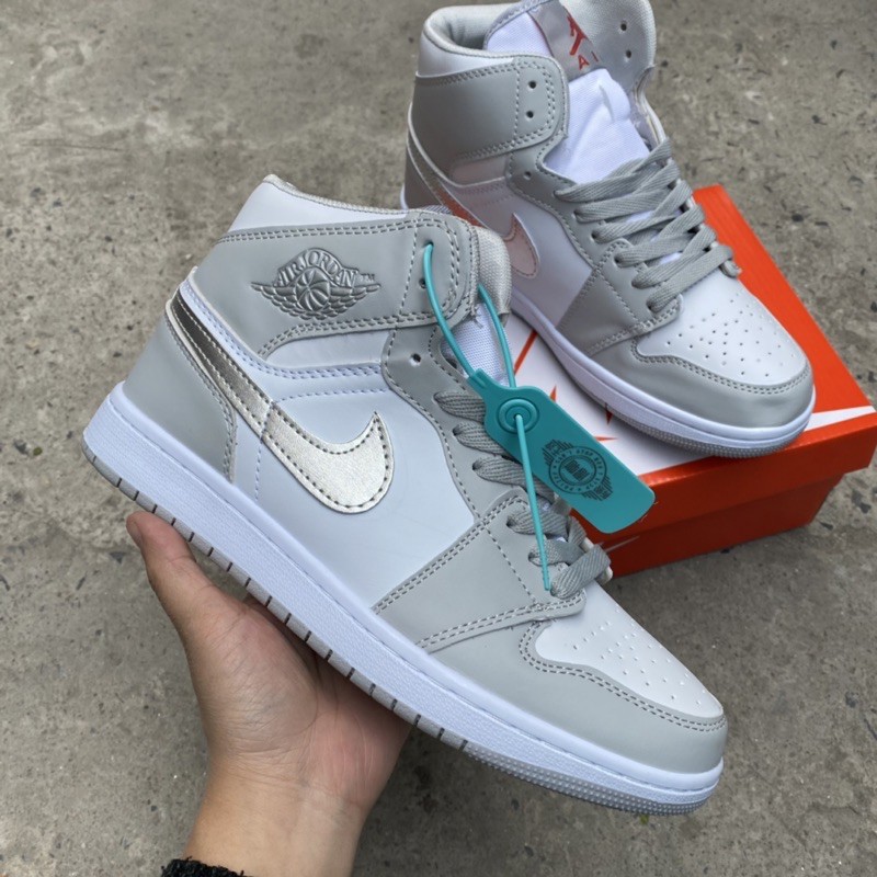 Giầy Jordan 1 xám bạc bóng siêu đẹp giá rẻ