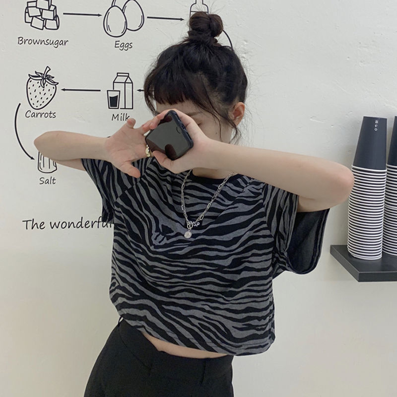 Áo Thun Lửng Tay Ngắn Dáng Rộng Kẻ Sọc Ngang Trẻ Trung Cá Tính Hợp Thời Trang | BigBuy360 - bigbuy360.vn