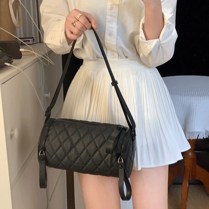 Túi xách nữ hình trụ thời trang đeo vai và đeo chéo màu đen