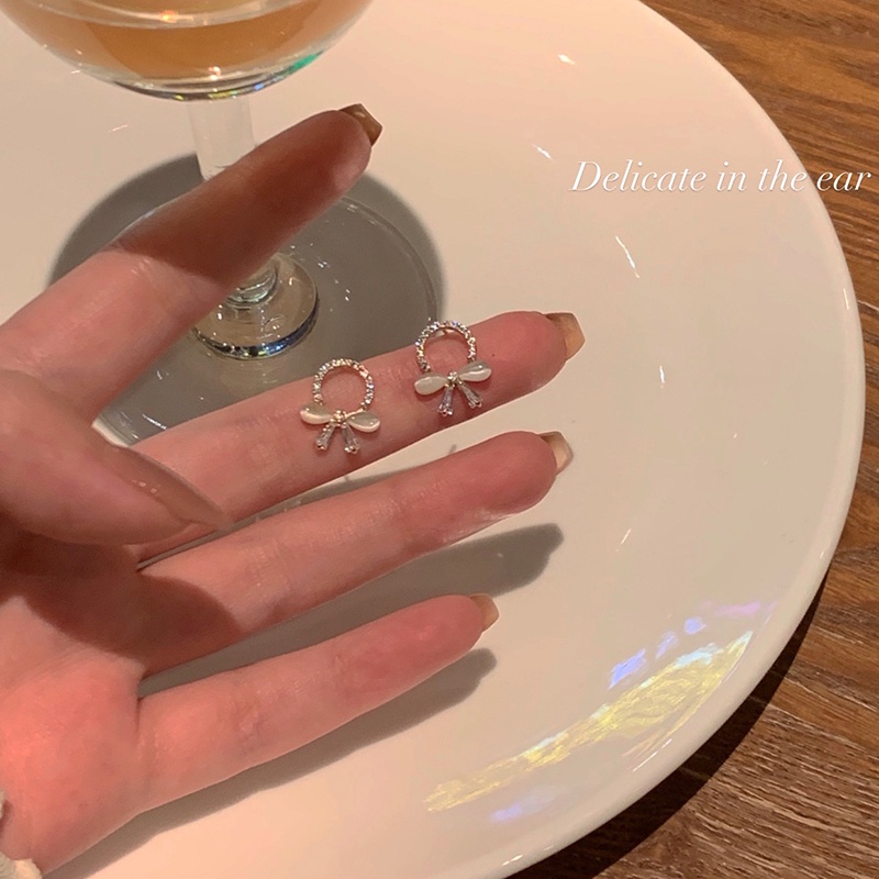 Khuyên Tai Kẹp Vành Không Xỏ Lỗ Hình Nơ Đính Đá Zircon Nhỏ Tinh Tế Cao Cấp Đơn Giản Phong Cách Hàn Quốc Dành Cho Nữ