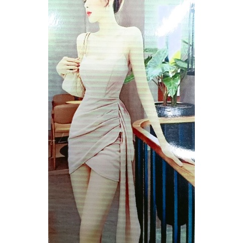 Đầm body 2 dây cup ngực chéo tà có mút và lót quần màu hồng - Jumpsuit ngắn