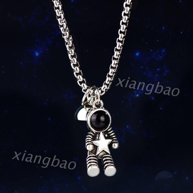 Set 2 vòng cổ Tình Bạn Mặt Hình Phi Hành Gia Nam Châm Dài 10mk