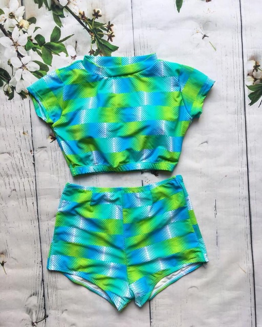 Bikini tay dài sọc ngang dễ thương