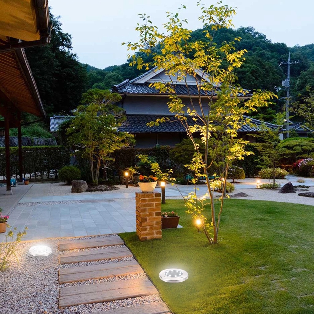 Đèn LED 8 Bóng Sử Dụng Năng Lượng Mặt Trời Chống Thấm Nước IP65 1.2V/ 600mah