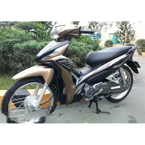 nắp ốp tay lái sau gáy rsx 110 2015-2020 honda có lỗ đèn pha