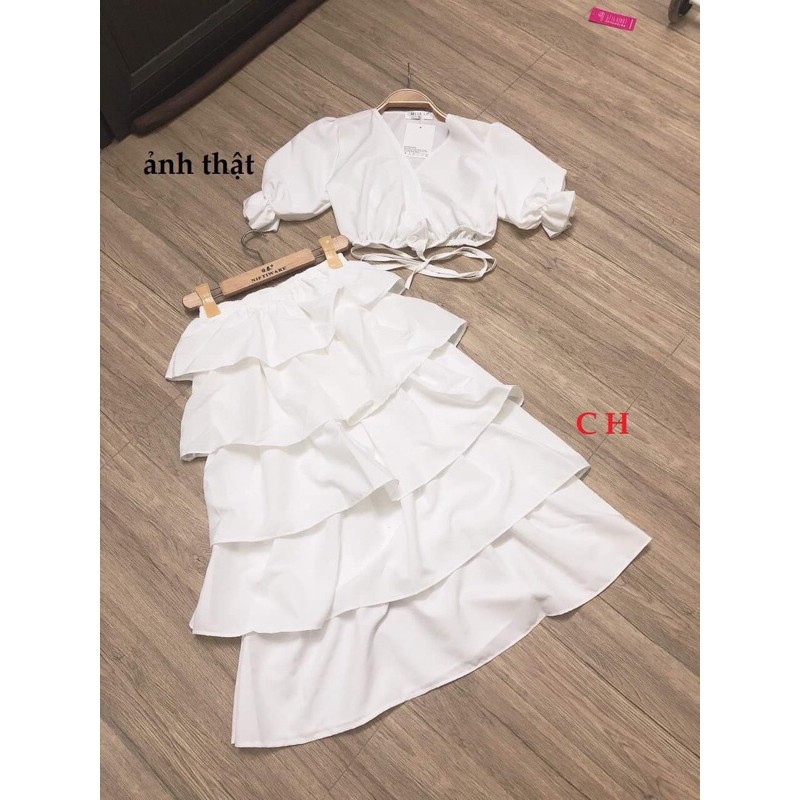 [Mã FAXANH245 giảm 10K đơn 50K] Sét váy năm tầng đi biển CH12 | BigBuy360 - bigbuy360.vn