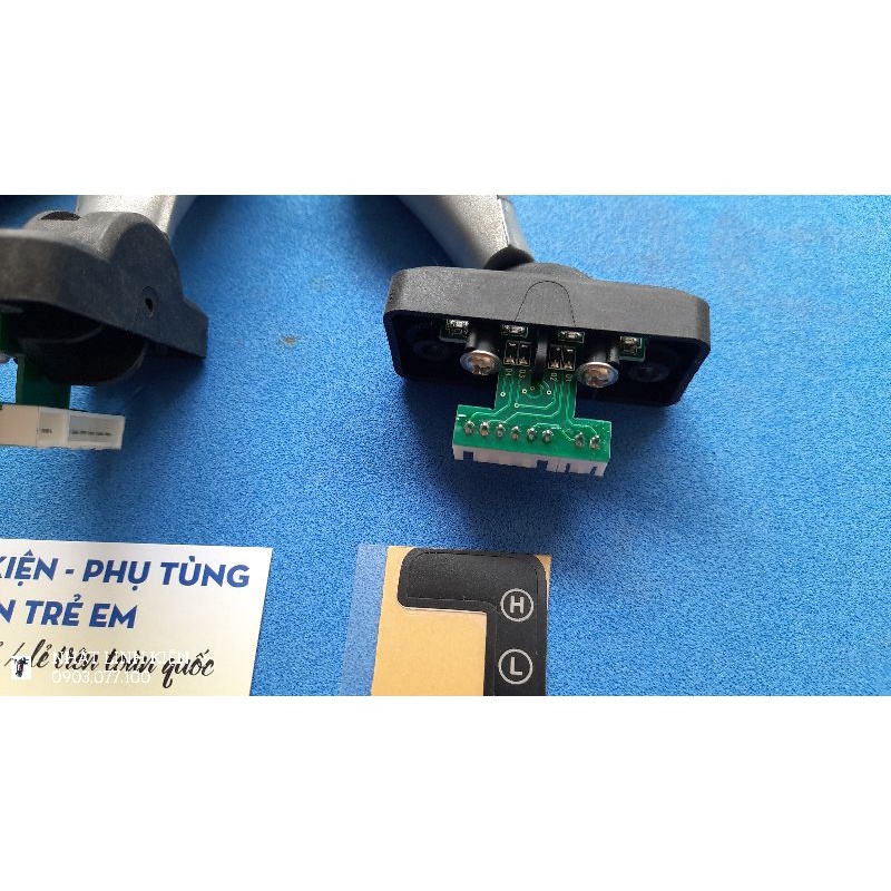 Cần số tiến lùi điện tử ôtô điện trẻ em S9088