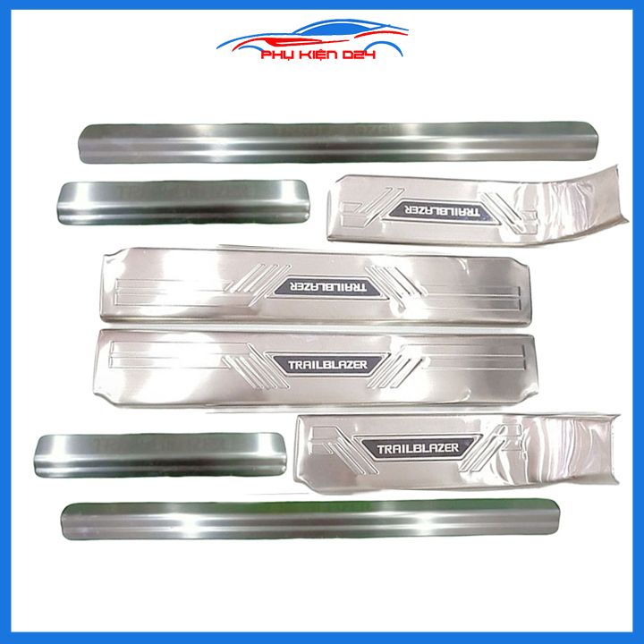 Bộ ốp bậc cửa trong ngoài nẹp bước chân TrailBlazer Inox chống trầy trang trí xe