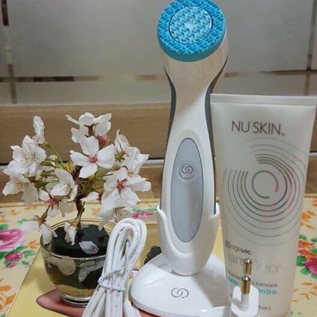 (Hàng Công ty- Có Bảo Hành) Máy Rửa Mặt LumiSpa Nuskin Máy + Sữa rửa mặt + Bảo hành 2 năm