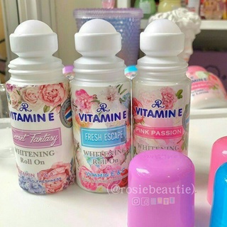 Lăn khử mùi hương nước hoa Vitamin E Whitening Thái Lan