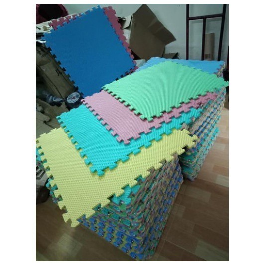 Thảm xốp lót sàn nhiều màu kích thước 60x60x2cm