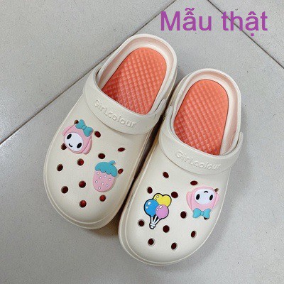 Dép sục y tá, dép crocs siêu nhẹ chống trượt, đi mưa, chống trơn tặng kèm Jibbitz