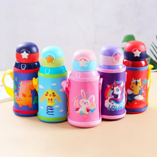 Bình Nước 600ml Cho Bé Đi Học -  2 Nắp - Giữ Nhiệt 12 Giờ, Kèm Ống Hút Và Túi Vải Giữ Nhiệt